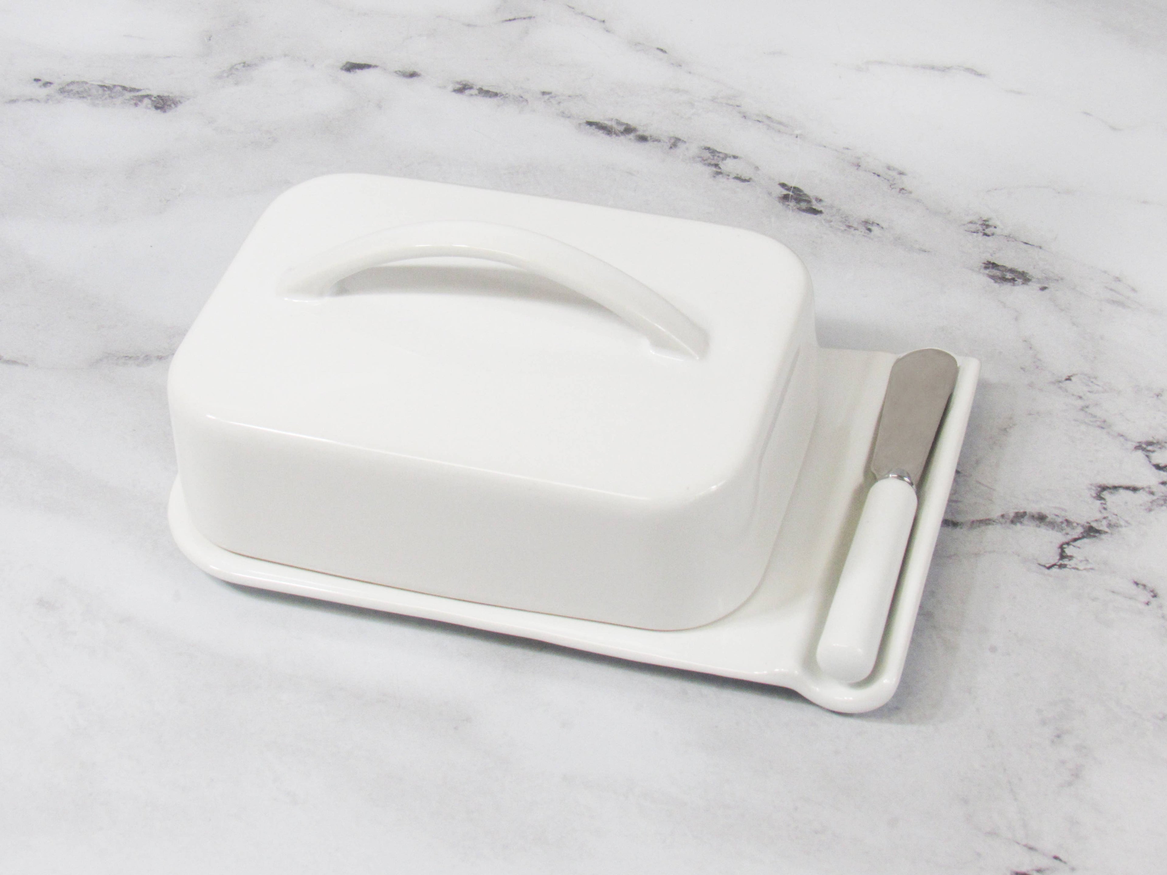 Porcelain Mess-Free Butter Dish w/ Spreader